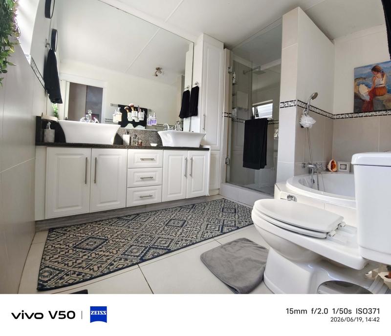 3 Bedroom Property for Sale in Hartenbos Western Cape